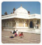 Tomb of Salim Chishti, Jaipur